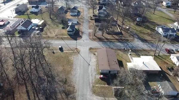 502 W Franklin AVE, Sesser, IL 62884
