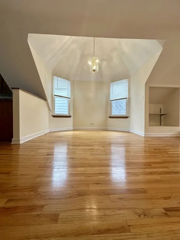 3755 N Christiana AVE #2, Chicago, IL 60618