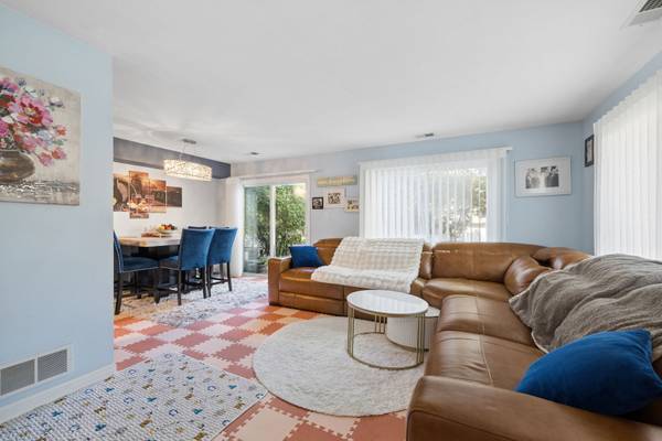 9239 WOODBURY CT, Orland Park, IL 60462