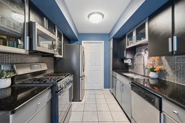 9239 WOODBURY CT, Orland Park, IL 60462