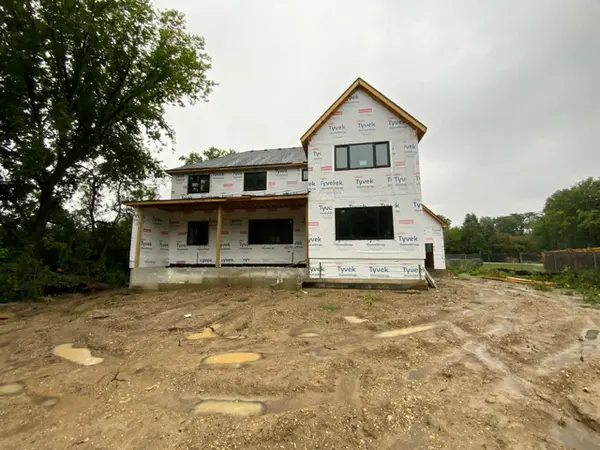 4031 Venard RD, Downers Grove, IL 60515