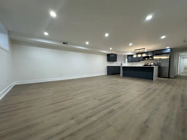 4338 N Clarendon AVE #GS, Chicago, IL 60613