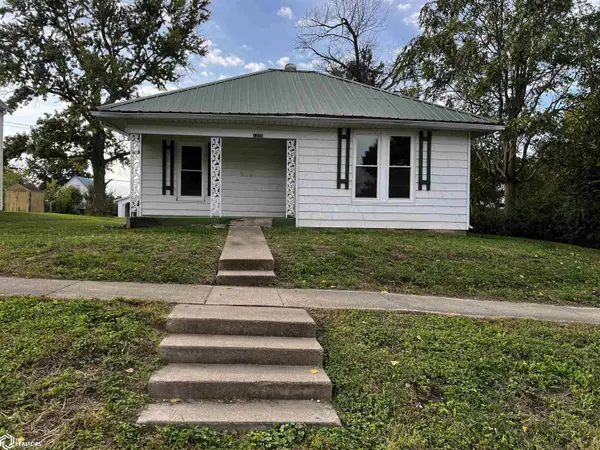 1230 Laurel Street, Hamilton, IL 62341