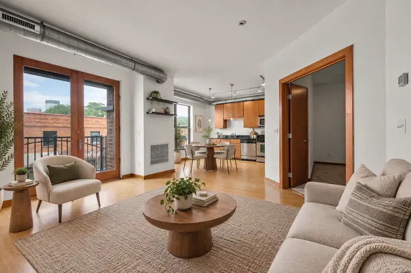 15 E Franklin AVE #210, Minneapolis, MN 55404