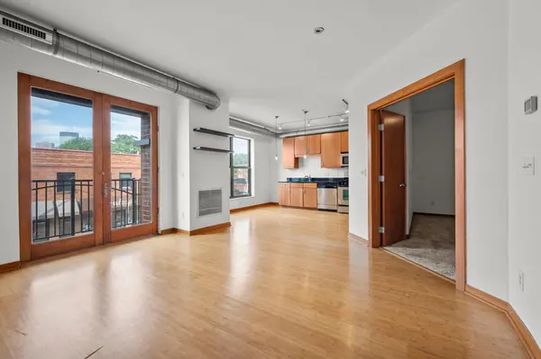 15 E Franklin AVE #210, Minneapolis, MN 55404