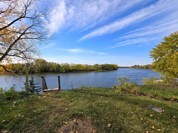 6438 Riverdale DR NW, Ramsey, MN 55303