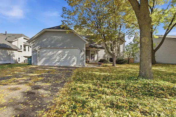14600 Hallmark DR, Apple Valley, MN 55124