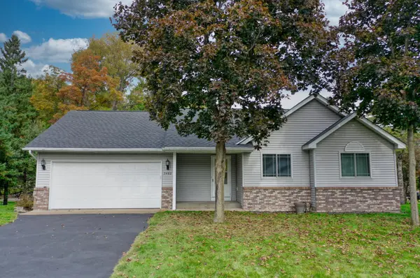 5480 273rd ST, Wyoming, MN 55092
