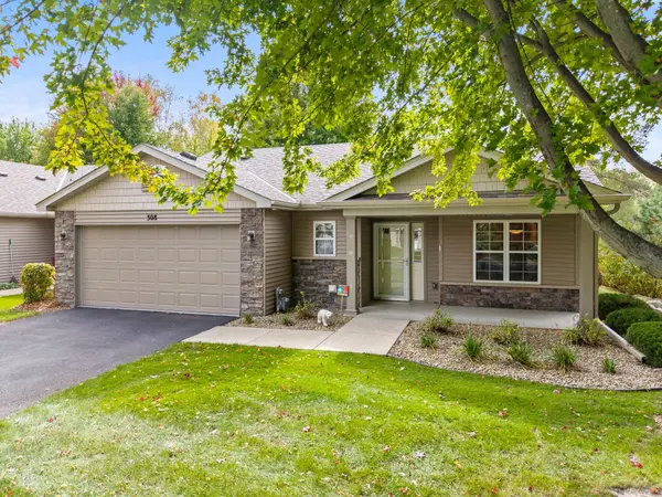 308 Arrowhead DR, Lino Lakes, MN 55014