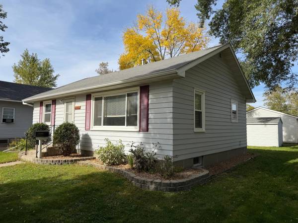 129 E Ronning AVE, Appleton, MN 56208
