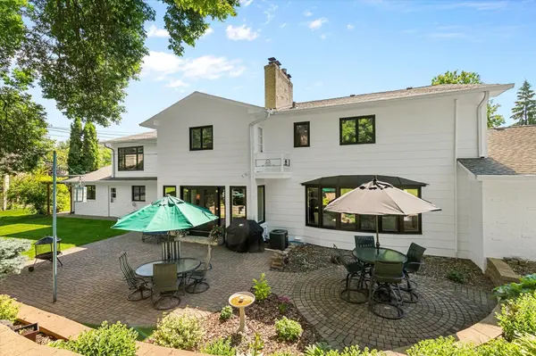 6716 W Shore DR, Edina, MN 55435