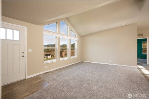 206 Senn RD, Chehalis, WA 98532