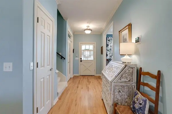 115 Lakeview CT, Edmond, OK 73003