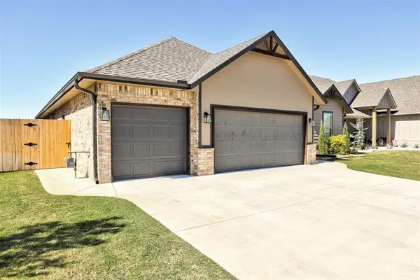 2029 Aminas WAY, Yukon, OK 73099