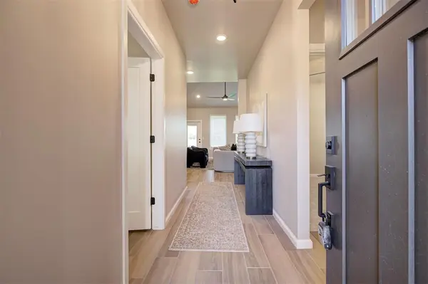 2029 Aminas WAY, Yukon, OK 73099