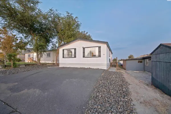 332 Buckwheat Court, West Richland, WA 99353