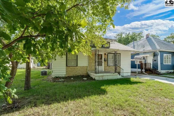 219 E 12th Ave, Hutchinson, KS 67501