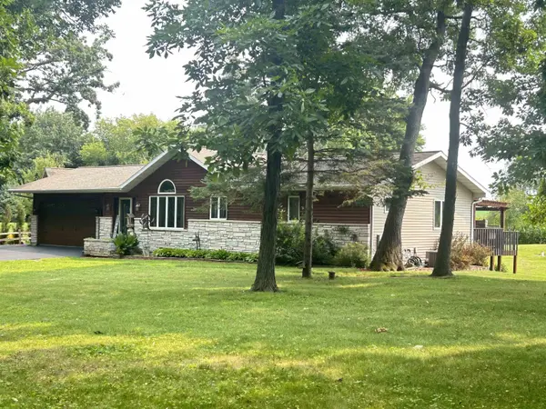 1266 CLAIRVILLE RD, Oshkosh, WI 54904-0000