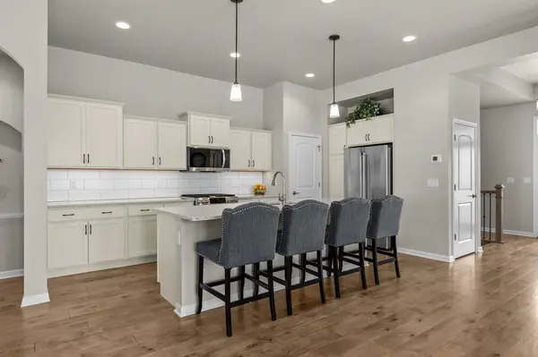 5575 N OSPREY DR, Appleton, WI 54913