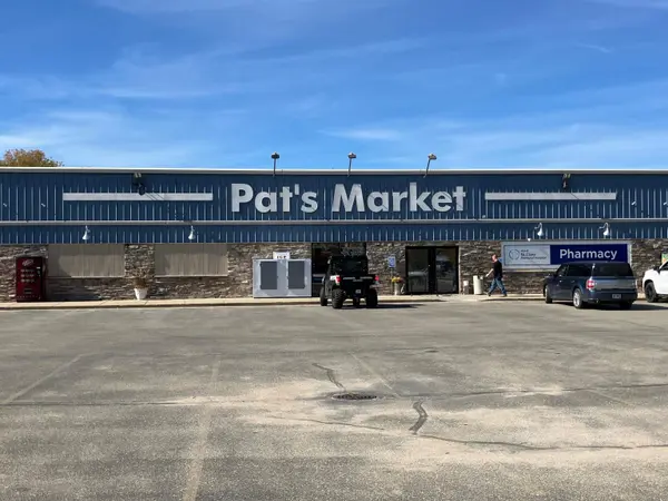 117 N MCKENZIE AVE, Gillett, WI 54124