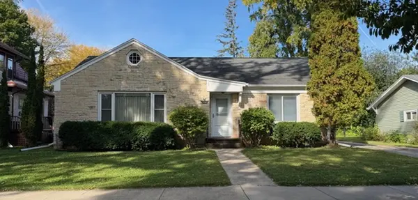 1036 S ROOSEVELT ST, Green Bay, WI 54301-3102
