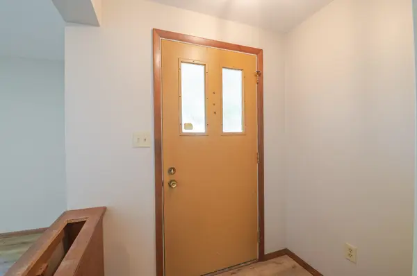 2056 ZEISE AVE, Green Bay, WI 54302