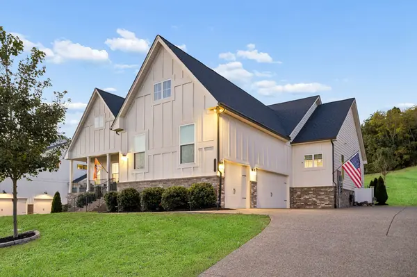 7008 Fiddlers Glen Dr, Arrington, TN 37014