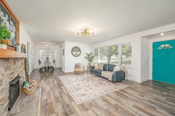 521 N Battin Ave., Wichita, KS 67208