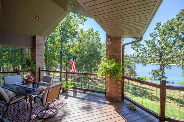 154 Lakefront CIR, Kimberling City, MO 65686
