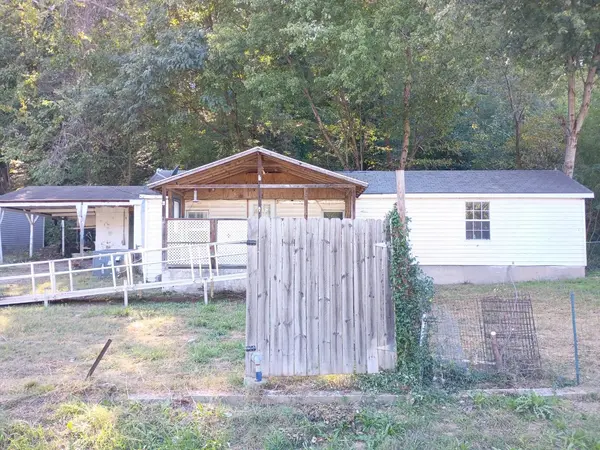 9083 State Highway 59, Anderson, MO 64831