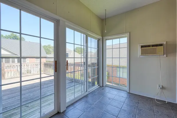 172 Roberts Meadow LOOP, Spartanburg, SC 29307