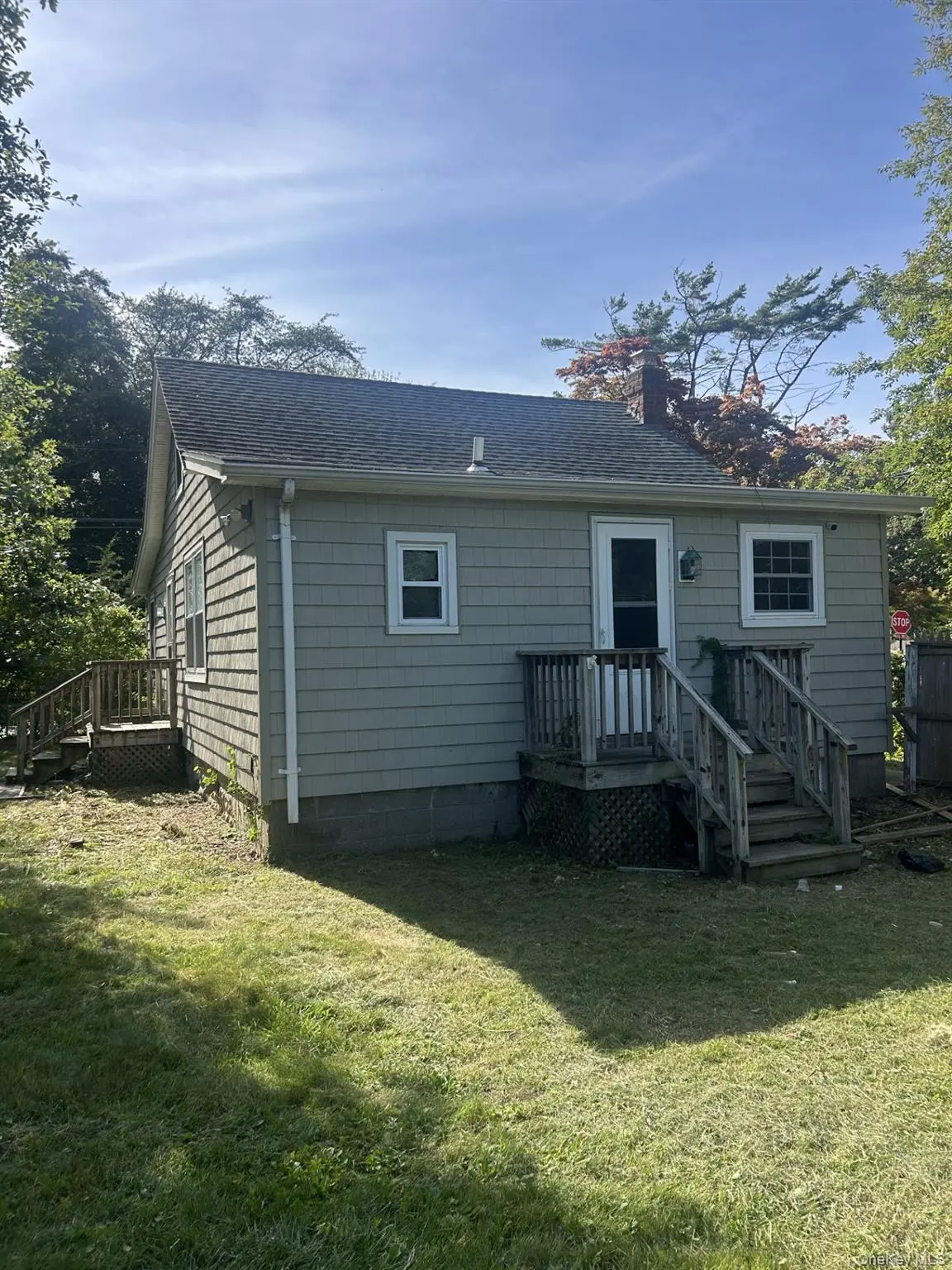 23 Whittier DR, Mastic Beach, NY 11951