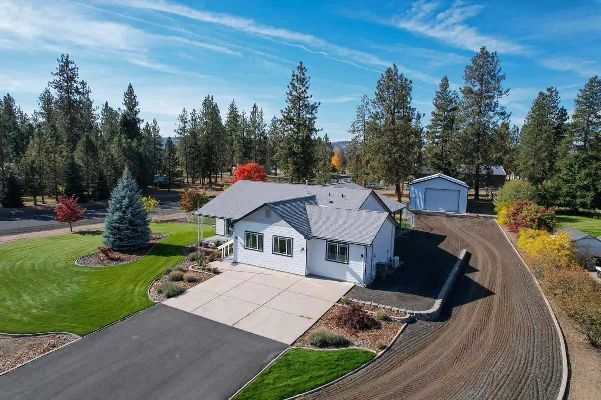6184 N Khloe Ct, Nine Mile Falls, WA 99026