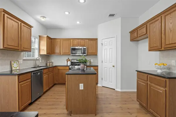 2633 Bolton ST, Austin, TX 78748