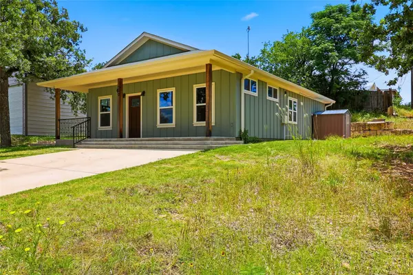 1626 Cree TRL, Kingsland, TX 78639