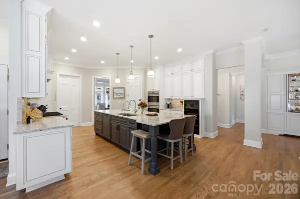 18416 Peninsula Club DR, Cornelius, NC 28031