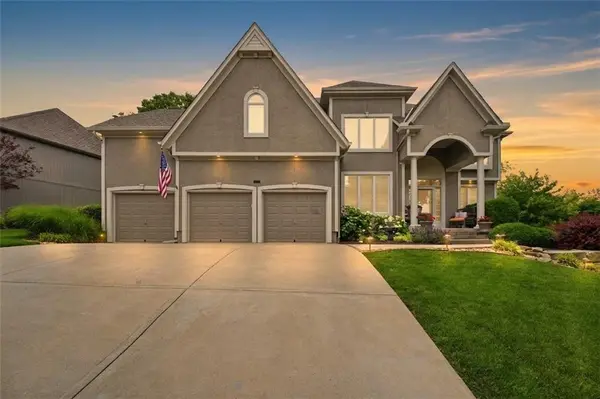 20733 W 92nd ST, Lenexa, KS 66220