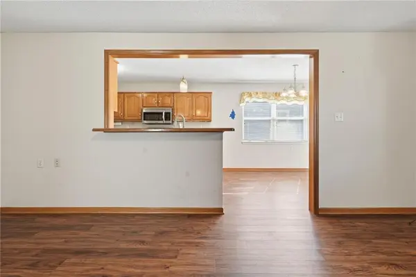 502 S Saturn DR, Raymore, MO 64083