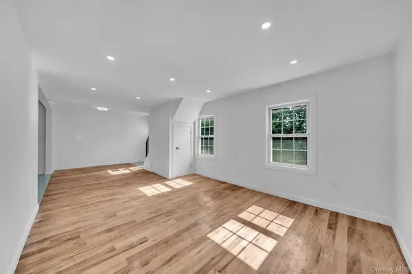219 E 238th ST, Bronx, NY 10470
