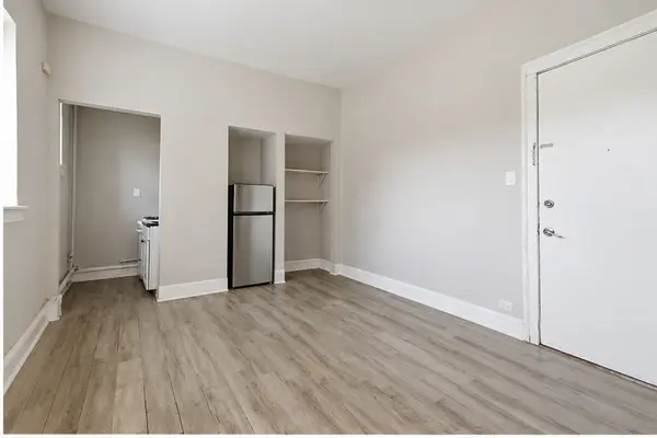 6912 N Ashland BLVD #411, Chicago, IL 60626