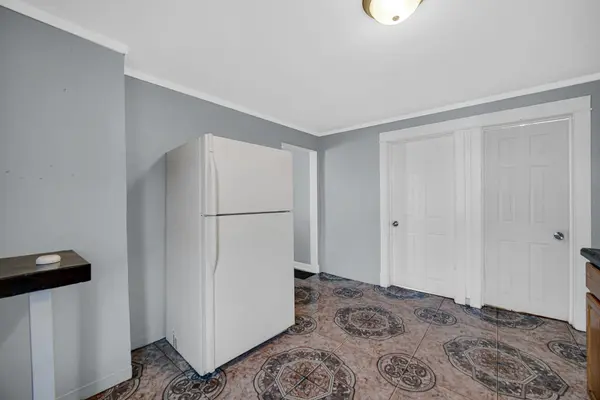 4011 Euclid Avenue, East Chicago, IN 46312