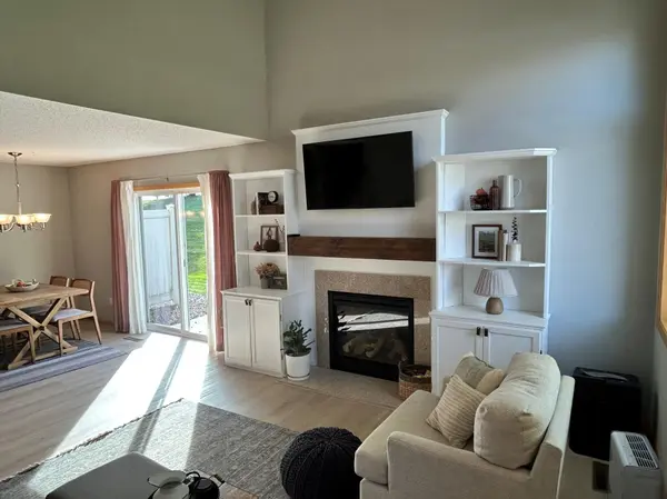 6051 Manchester AVE NE, Otsego, MN 55301