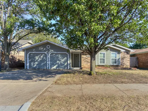 2037 Sierra ST, Norman, OK 73071