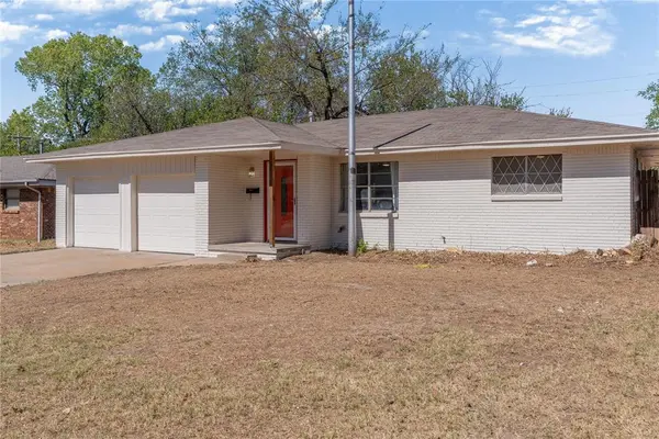 117 NE 11th ST, Moore, OK 73160