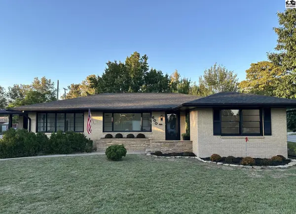 600 W 23rd, Hutchinson, KS 67502