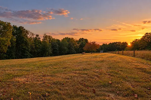 615 McAdoo Creek Rd, Clarksville, TN 37043