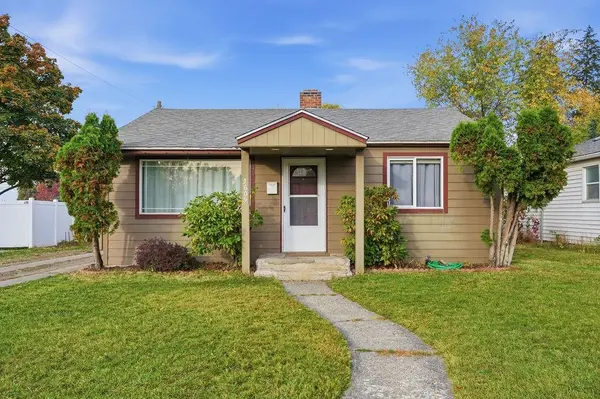 5609 N COCHRAN St, Spokane, WA 99205