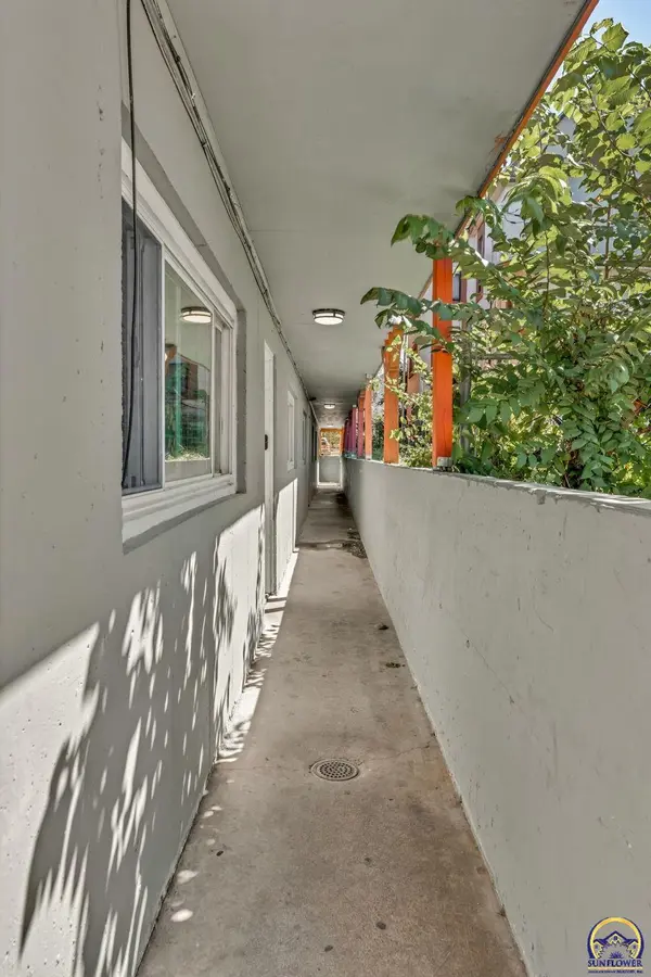 511 SW Tyler ST, Topeka, KS 66603