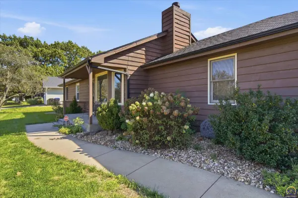 1629 NW 33rd PL, Topeka, KS 66618
