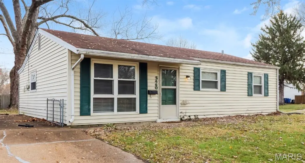 2460 Grants Pkwy, Florissant, MO 63031